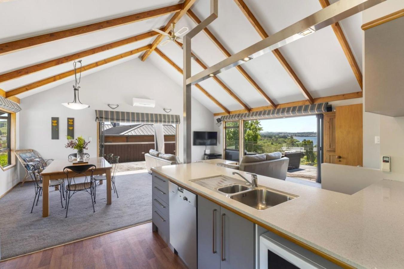 Vila Acacia Sunrise - Taupo Exteriér fotografie